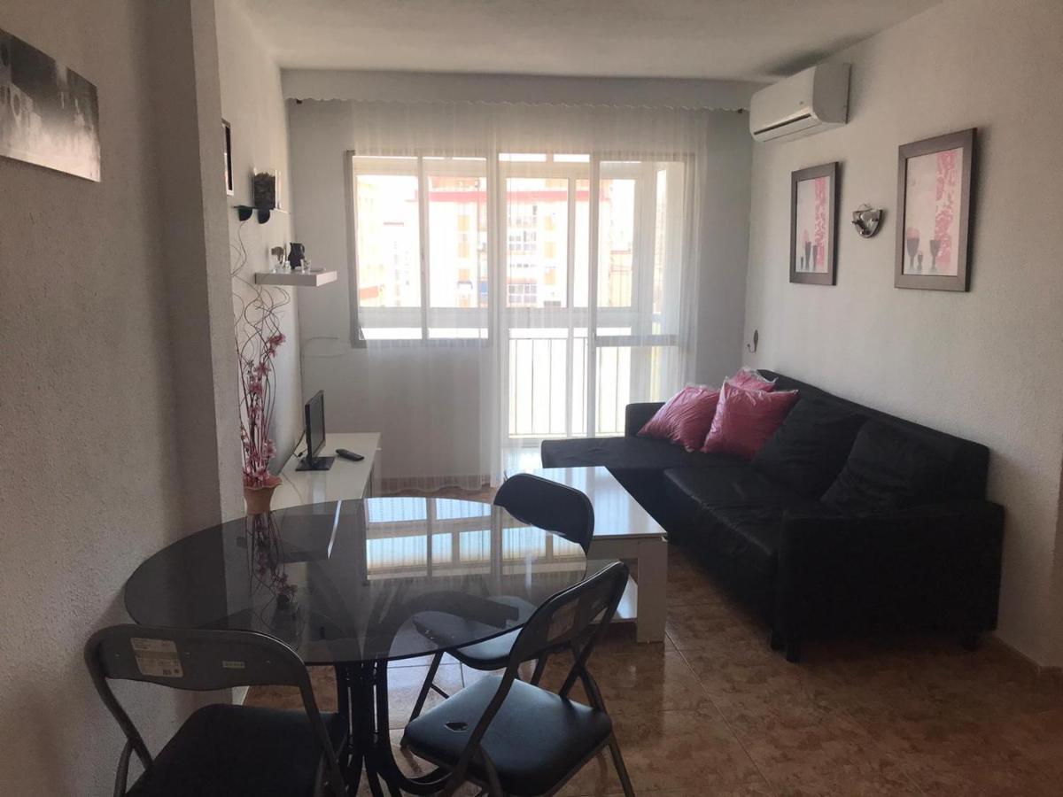4 Dorm Cerca De Playa Y Centro Ciudad Apartment Malaga Ngoại thất bức ảnh